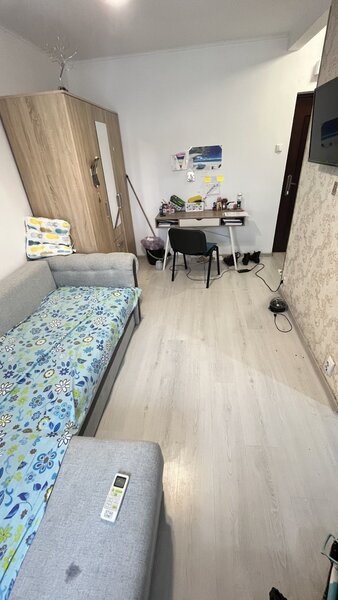 Unirii, Alba Iulia, Moise Nicoara, semistradal, 15 min. metrou,